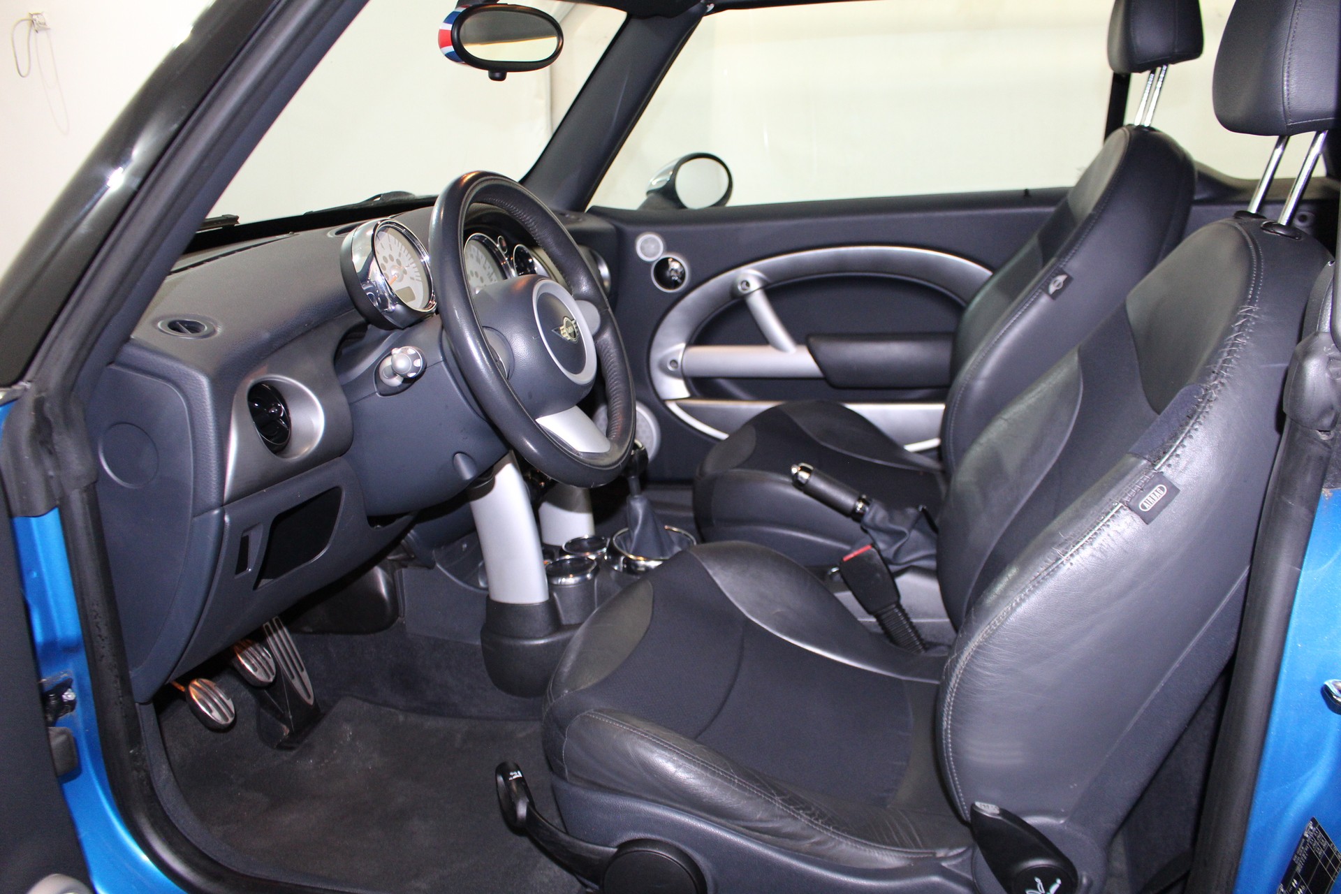MINI Cabrio R52 1.6i Cooper S-image-6