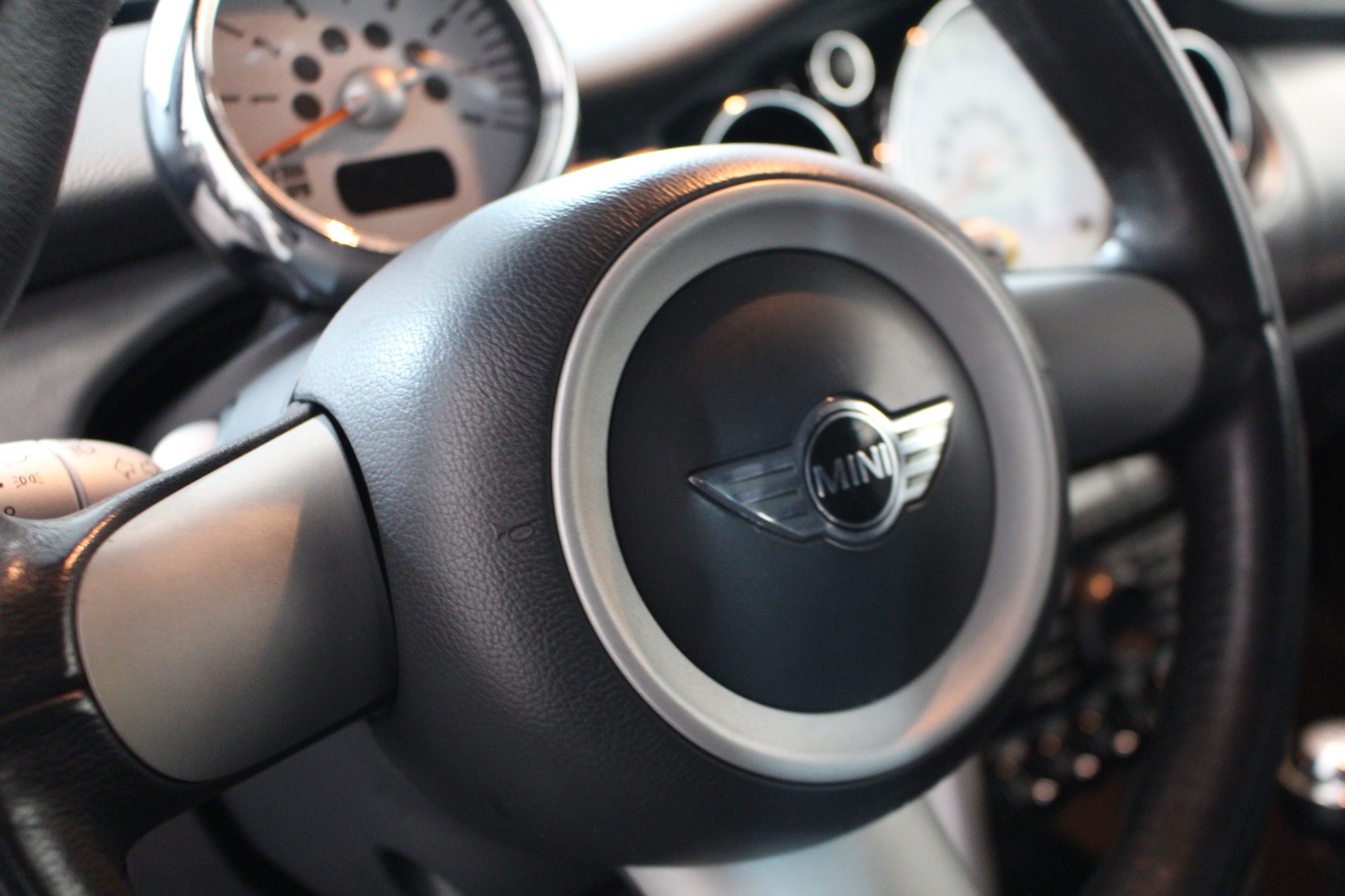 MINI Cabrio R52 1.6i Cooper S-image-12
