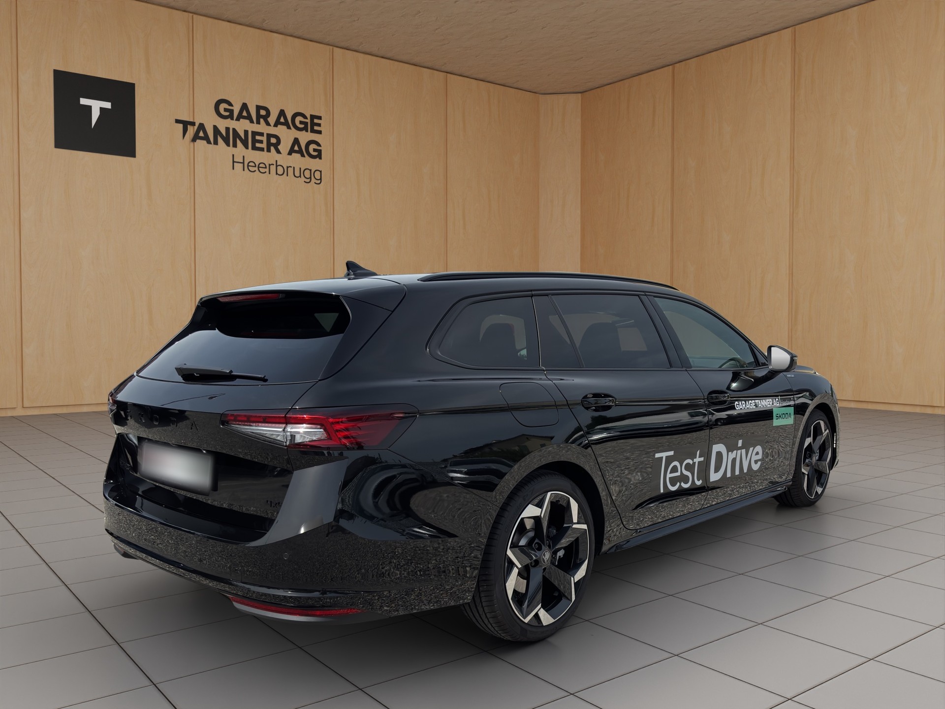 SKODA Superb Combi 2.0 TSI Sportline 4x4 DSG-image-4
