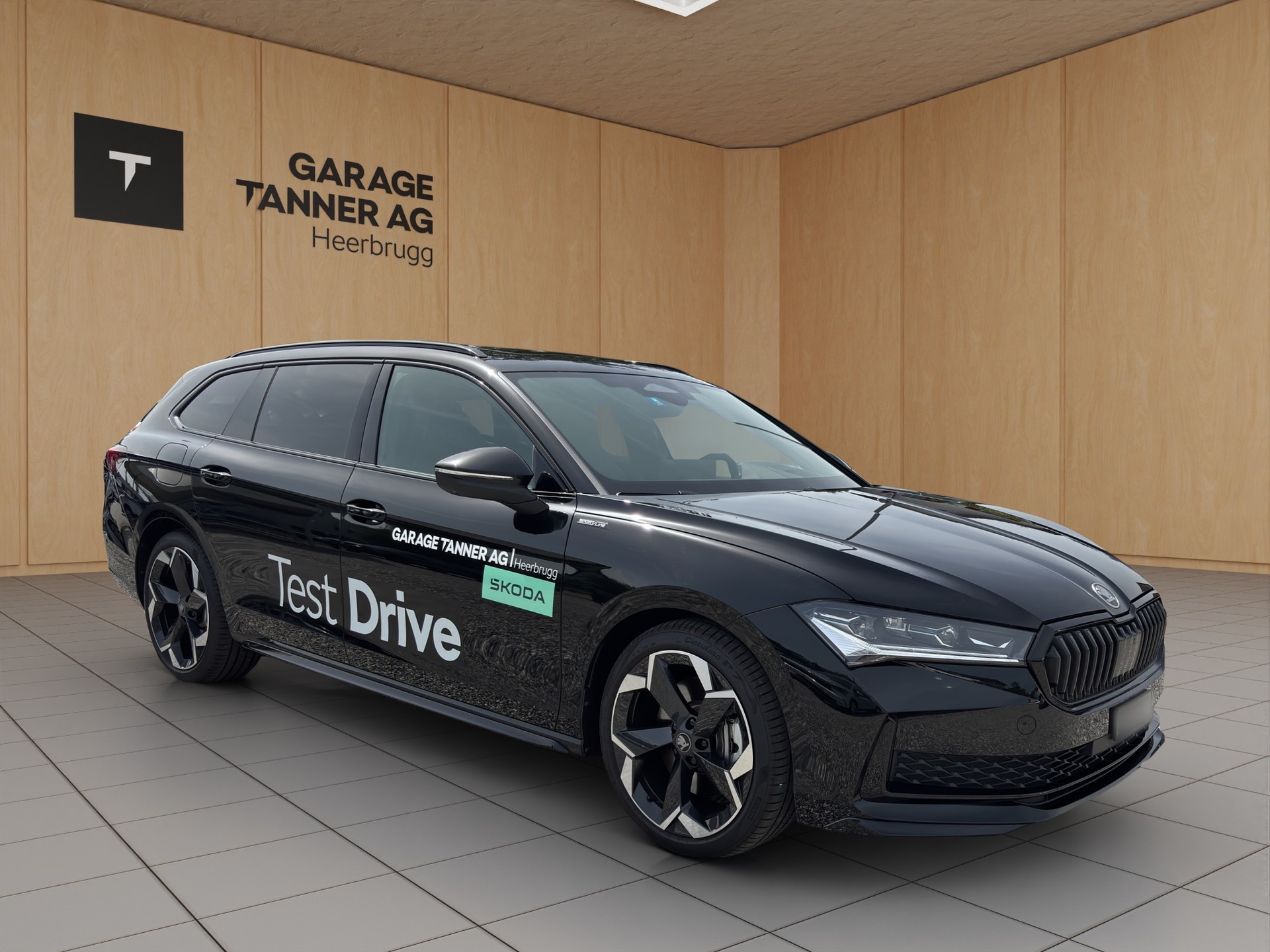 SKODA Superb Combi 2.0 TSI Sportline 4x4 DSG-image-2