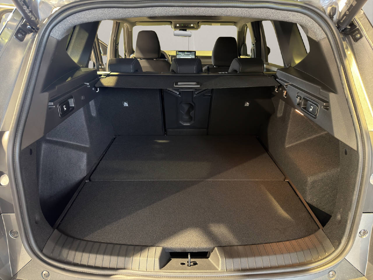 DACIA Bigster 1.8 Hybrid Journey-image-15