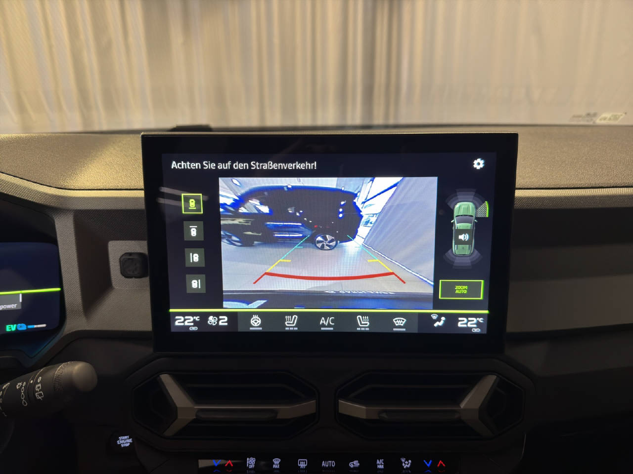 DACIA Bigster 1.8 Hybrid Journey-image-12