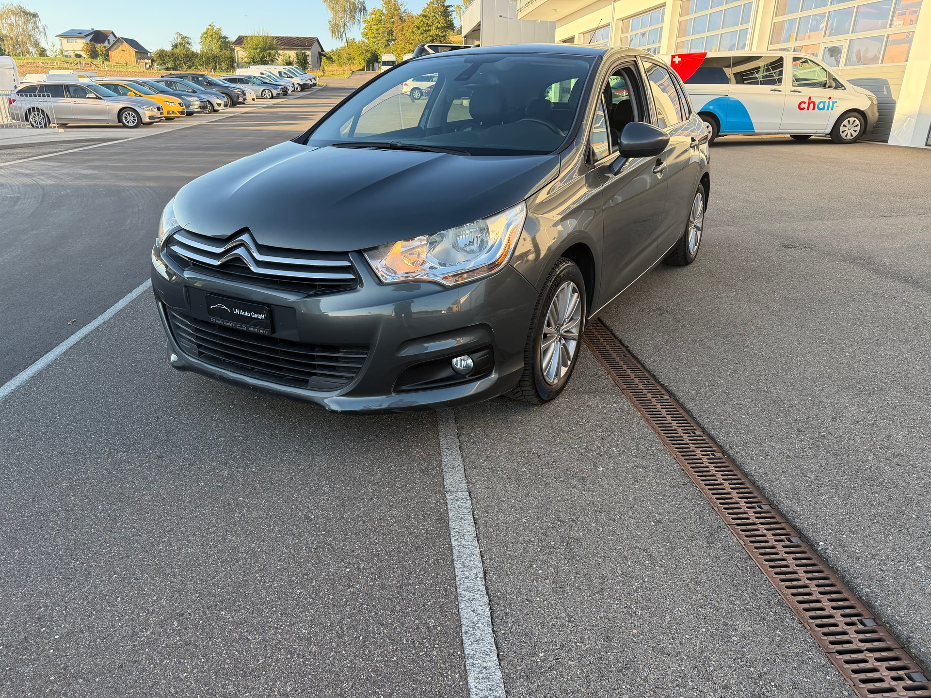 CITROEN C4 Berline 1.6 VTi Swiss Style-image-0