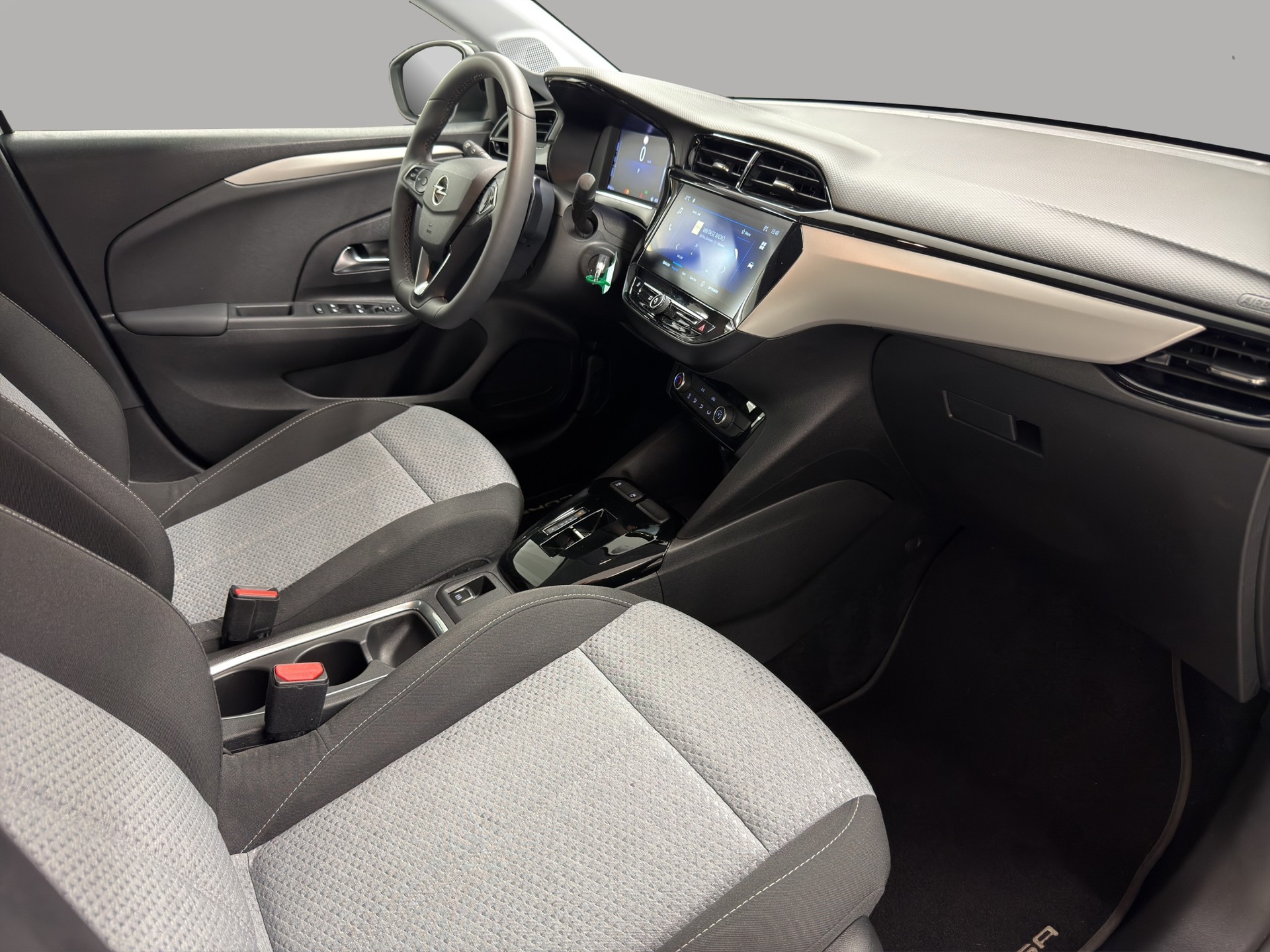 OPEL Corsa 1.2 T Hybrid Edition-image-13