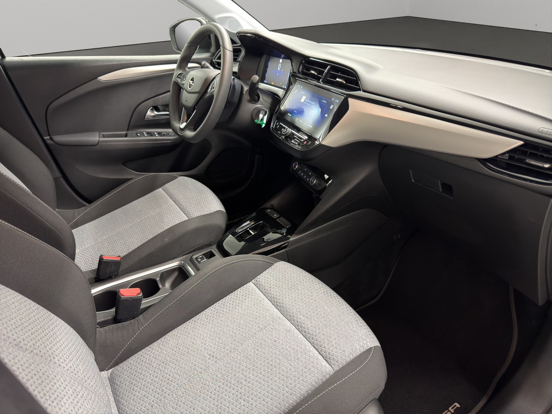 OPEL Corsa 1.2 T Hybrid Edition-image-10