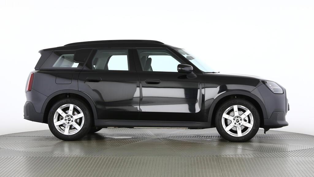 MINI Countryman E-image-2