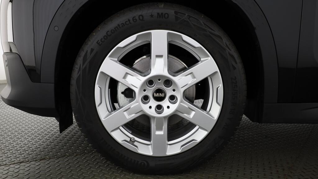 MINI Countryman E-image-10
