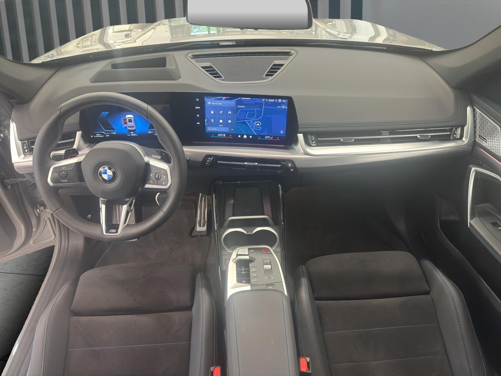 BMW X1 23i xDrive M Sportpaket Pro-image-9