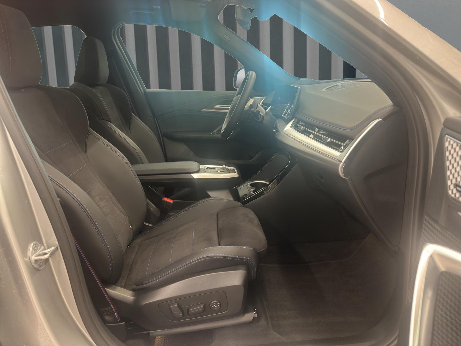 BMW X1 23i xDrive M Sportpaket Pro-image-17