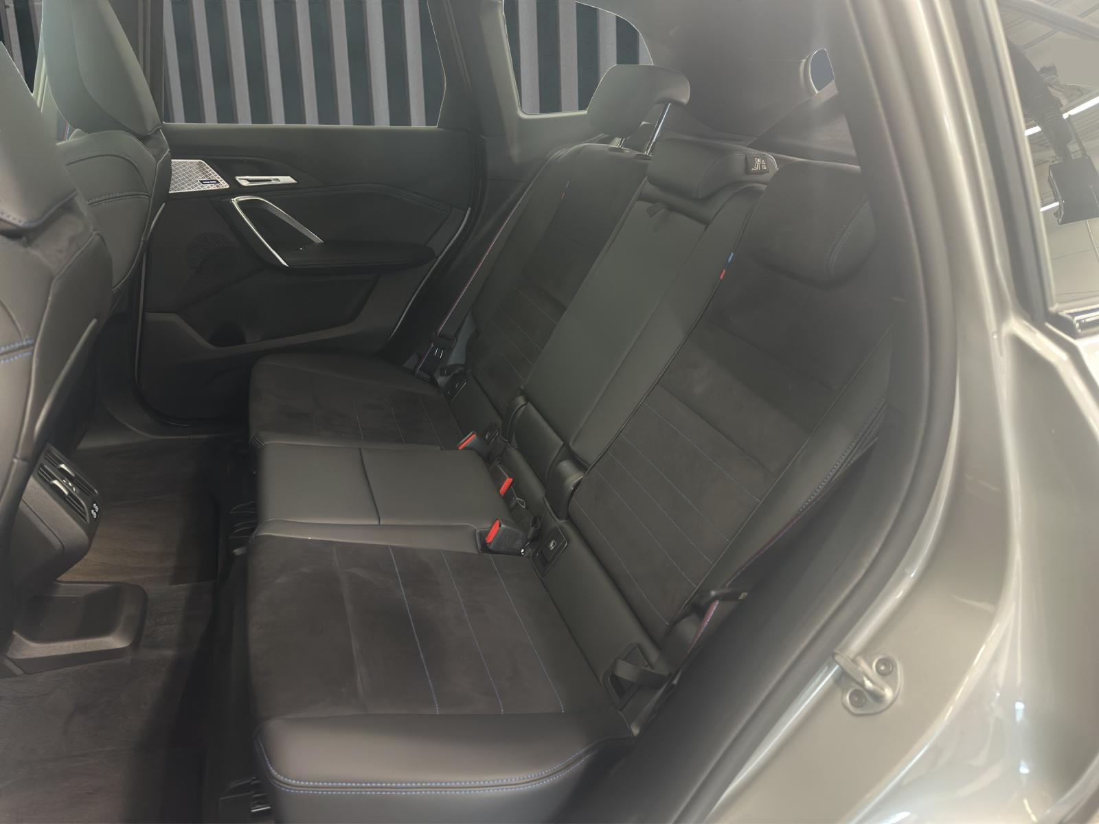 BMW X1 23i xDrive M Sportpaket Pro-image-19
