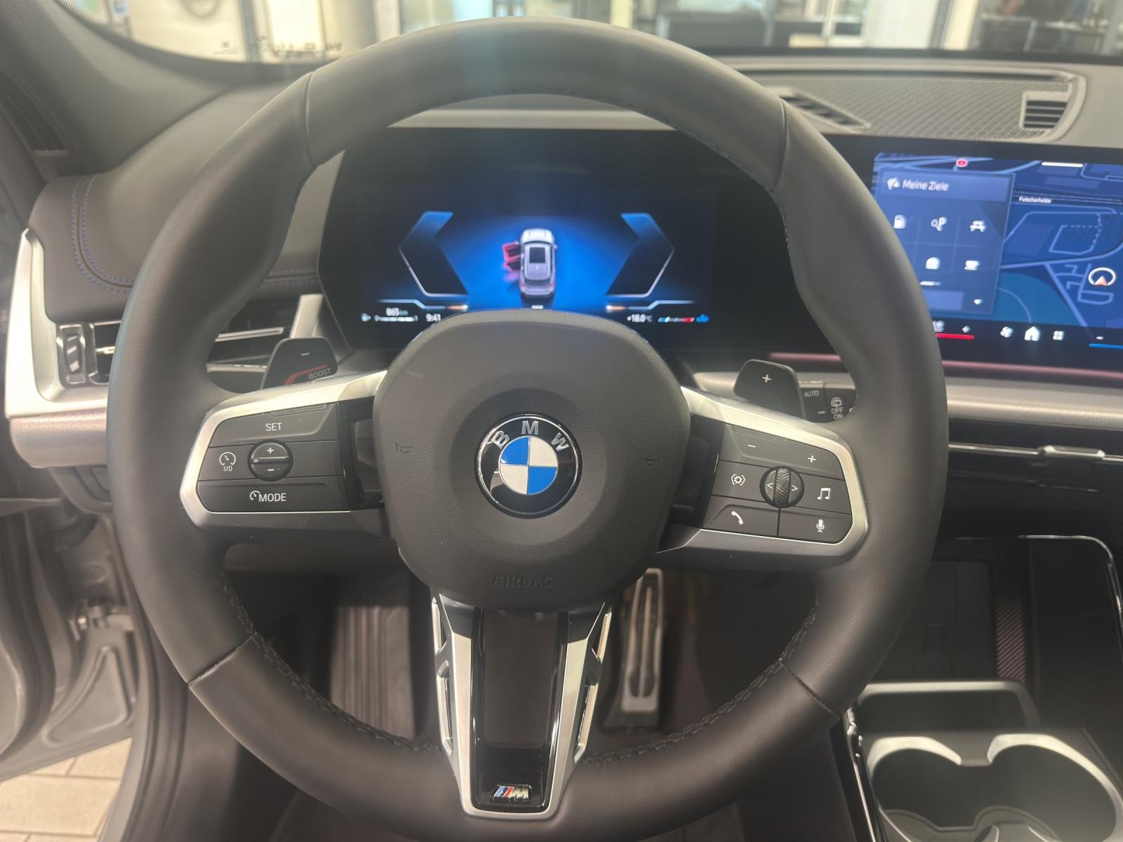 BMW X1 23i xDrive M Sportpaket Pro-image-10