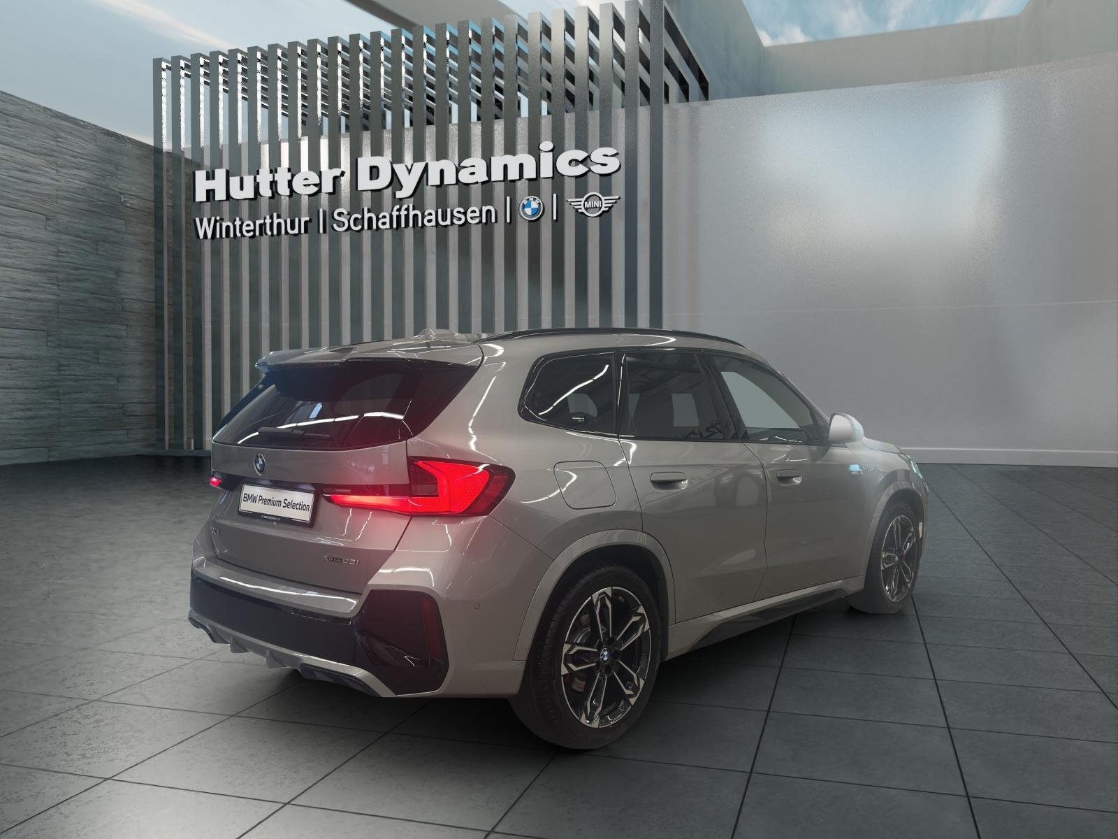 BMW X1 23i xDrive M Sportpaket Pro-image-4