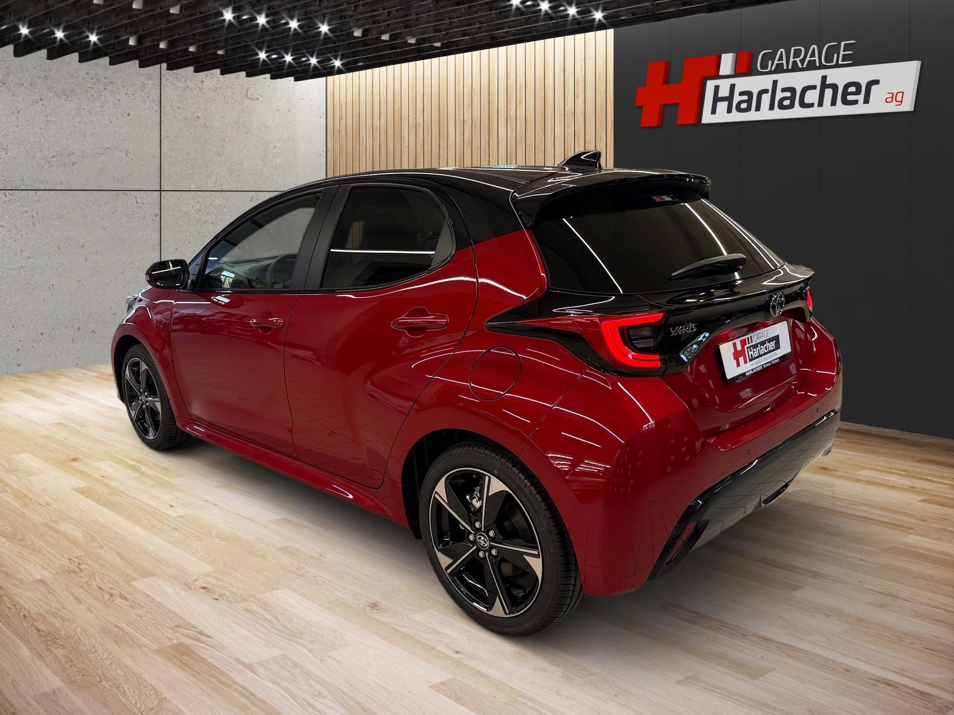 TOYOTA Yaris 1.5 VVT-i HSD Premium-image-6