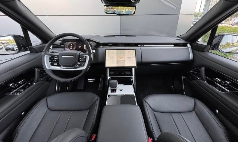 LAND ROVER 3.0 I6 P550e Autobiography-image-3