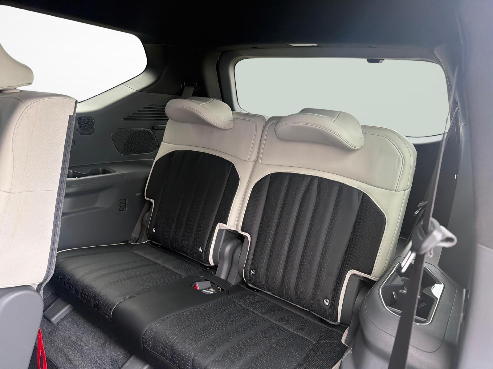 KIA EV9 99.8 kWh GT-Line 4x4-image-13