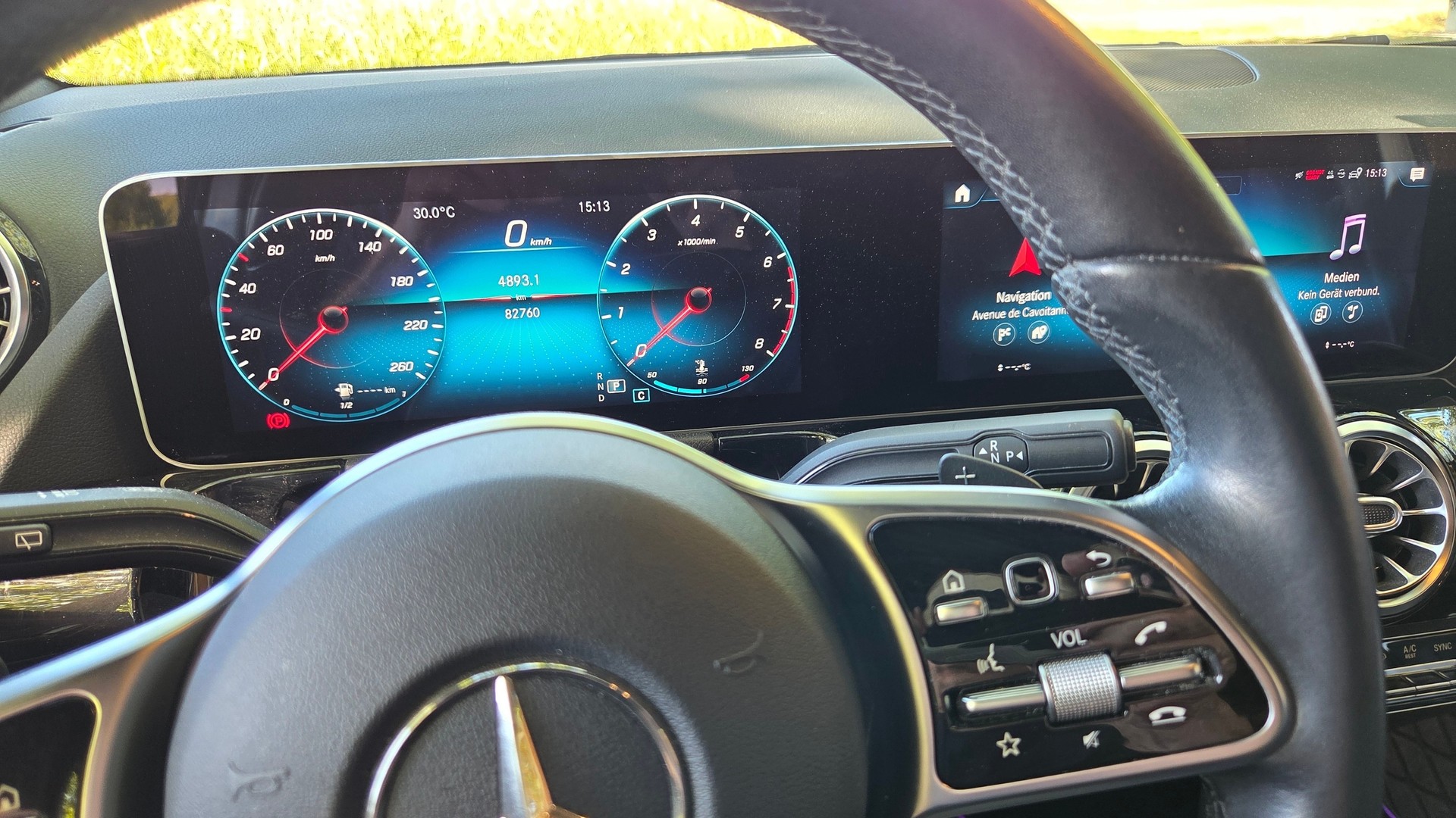 MERCEDES-BENZ GLA 250 Progressive 4matic-image-5