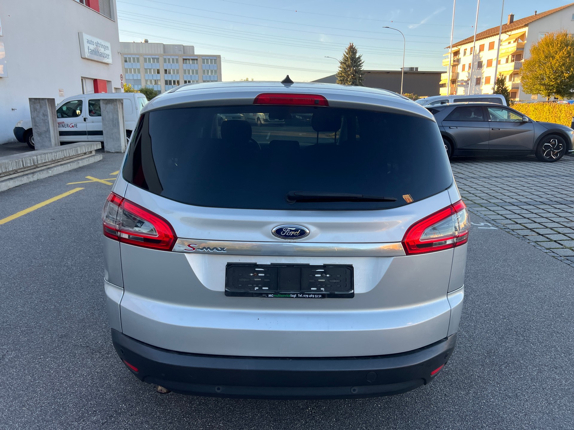 FORD S-Max 2.0 TDCi Family Edition PowerShift-image-4