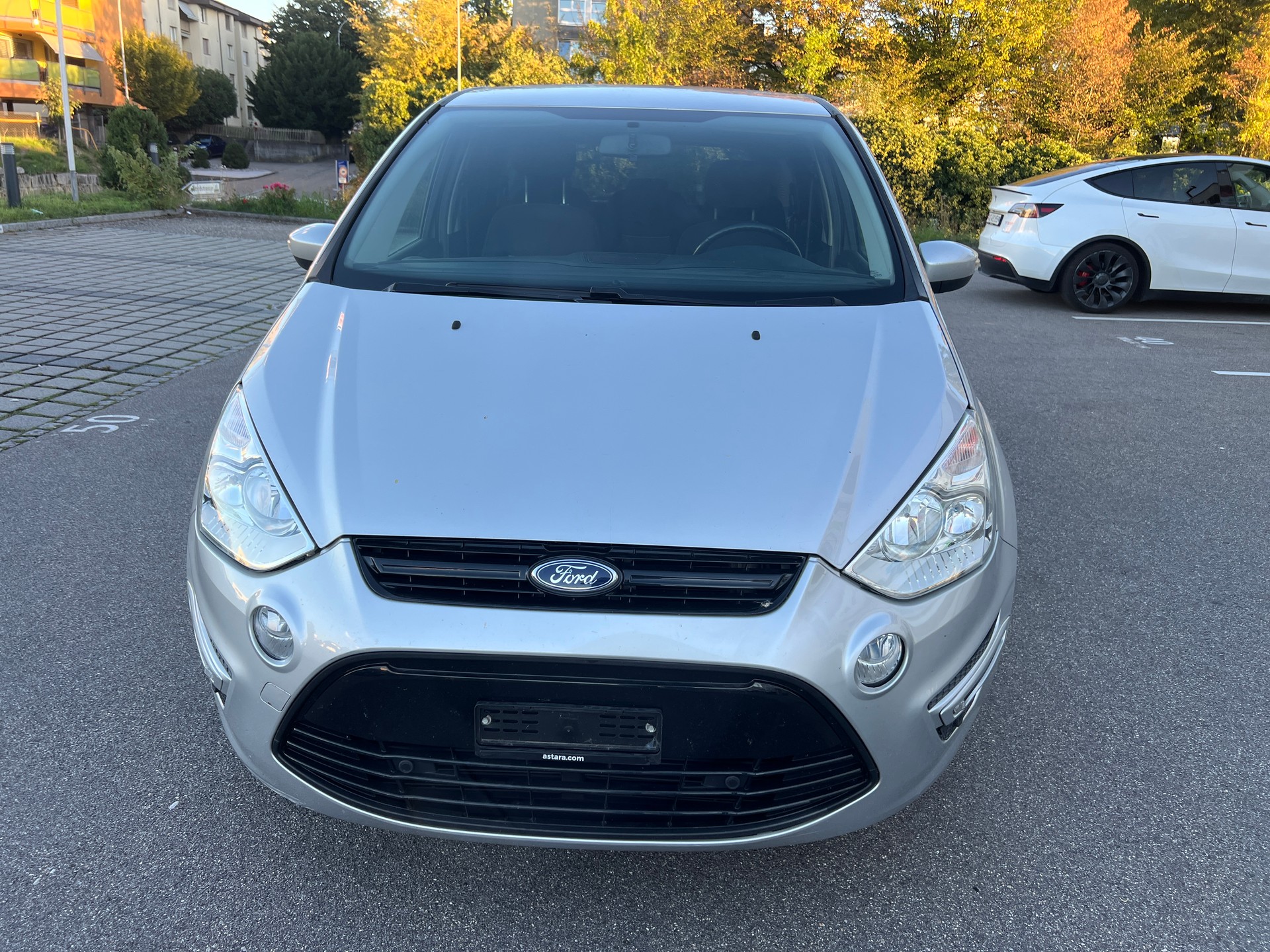 FORD S-Max 2.0 TDCi Family Edition PowerShift-image-1