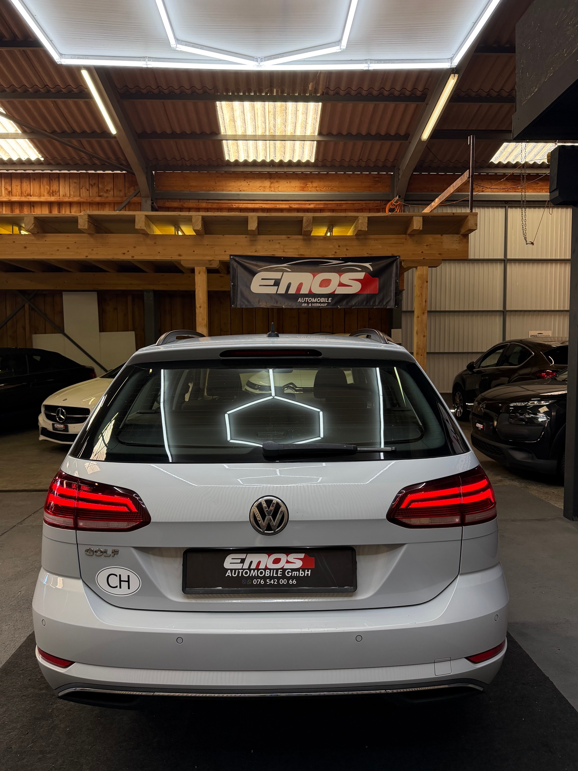 VW Golf Variant 1.0 TSI Comfortline-image-4