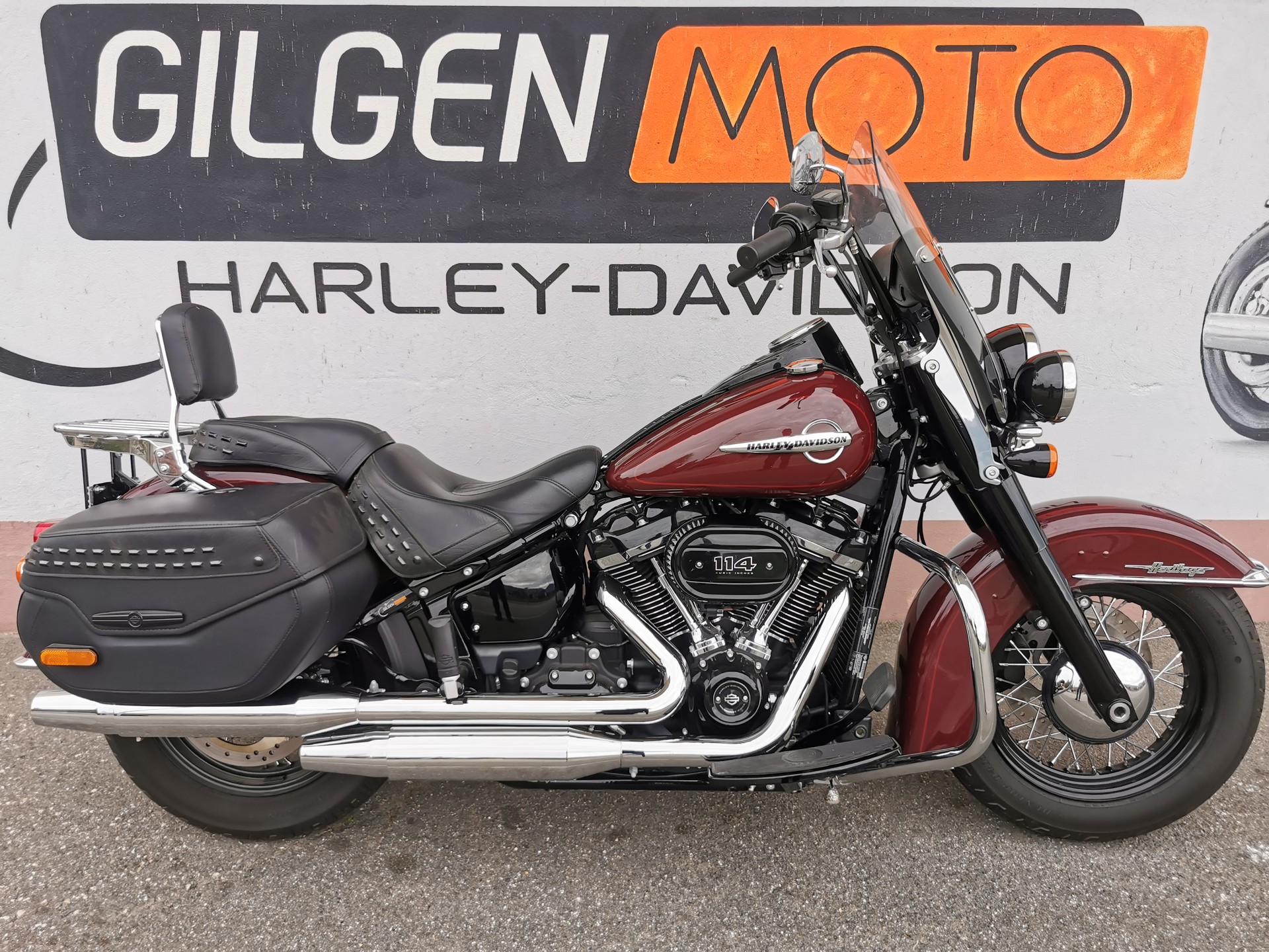 HARLEY-DAVIDSON FLHCS Heritage Classic 114 ABS