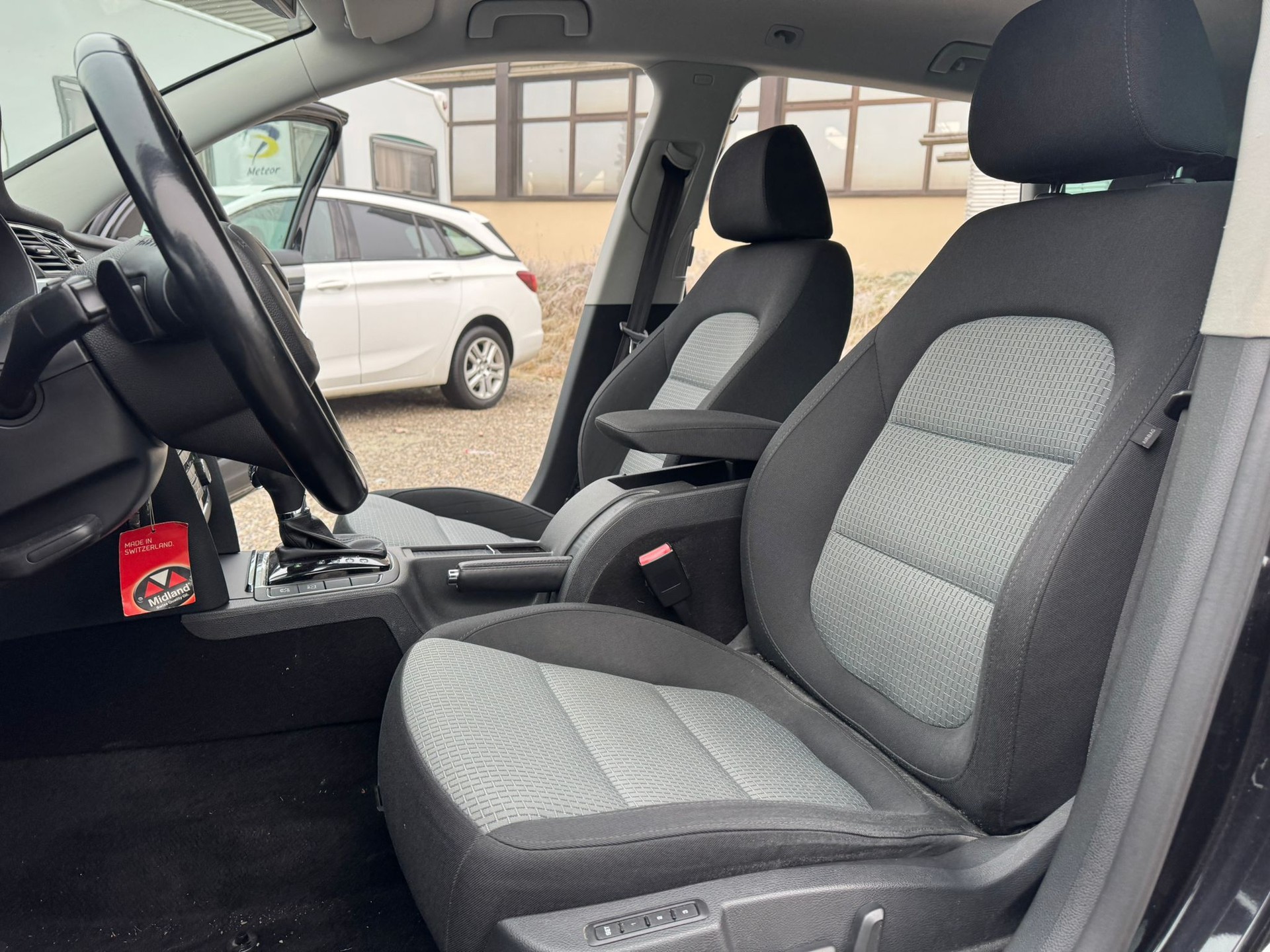 SKODA Superb Combi 2.0 TDi Ambition DSG-image-10