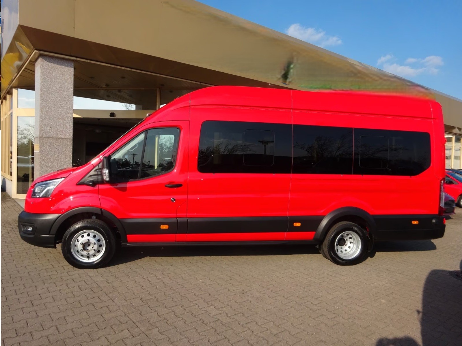 FORD Transit 460 L4 Automat 18Sitzer Standheizung-image-1
