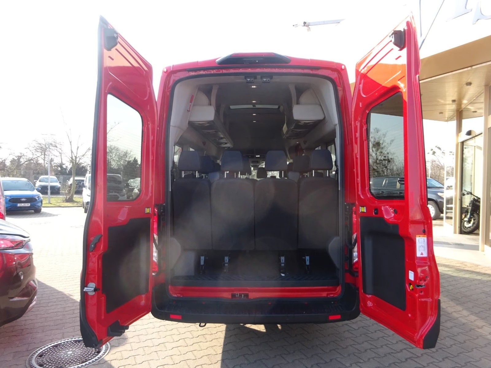 FORD Transit 460 L4 Automat 18Sitzer Standheizung-image-4