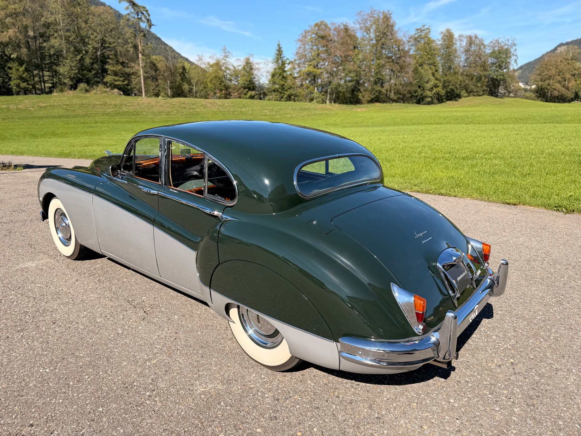 JAGUAR MK IX - 3 1/2 Litre - VETERAN-image-21