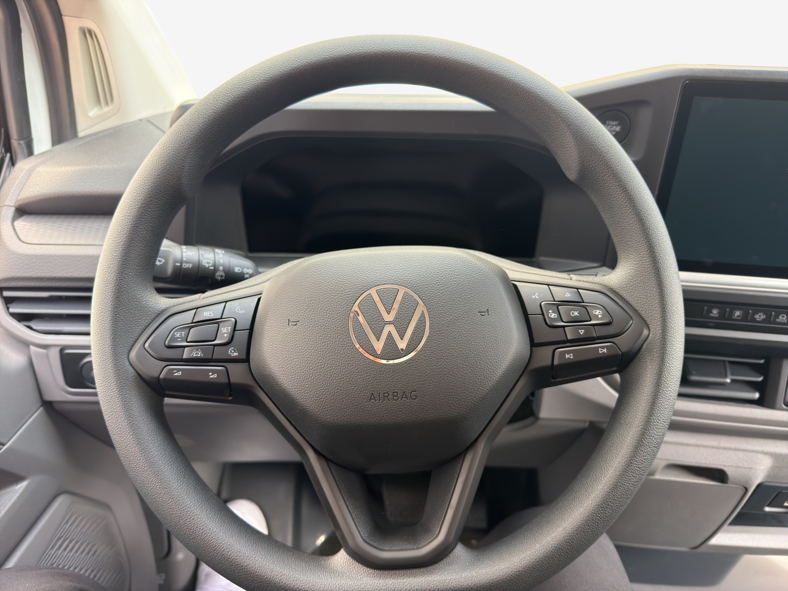 VW Transporter 2.0 TDI 4Motion Lang Automat-image-9
