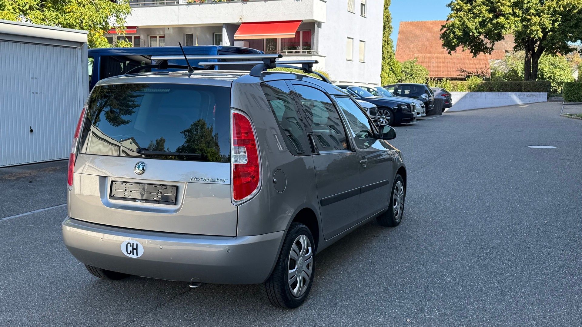 SKODA Roomster 1.6 TDI Elegance-image-5