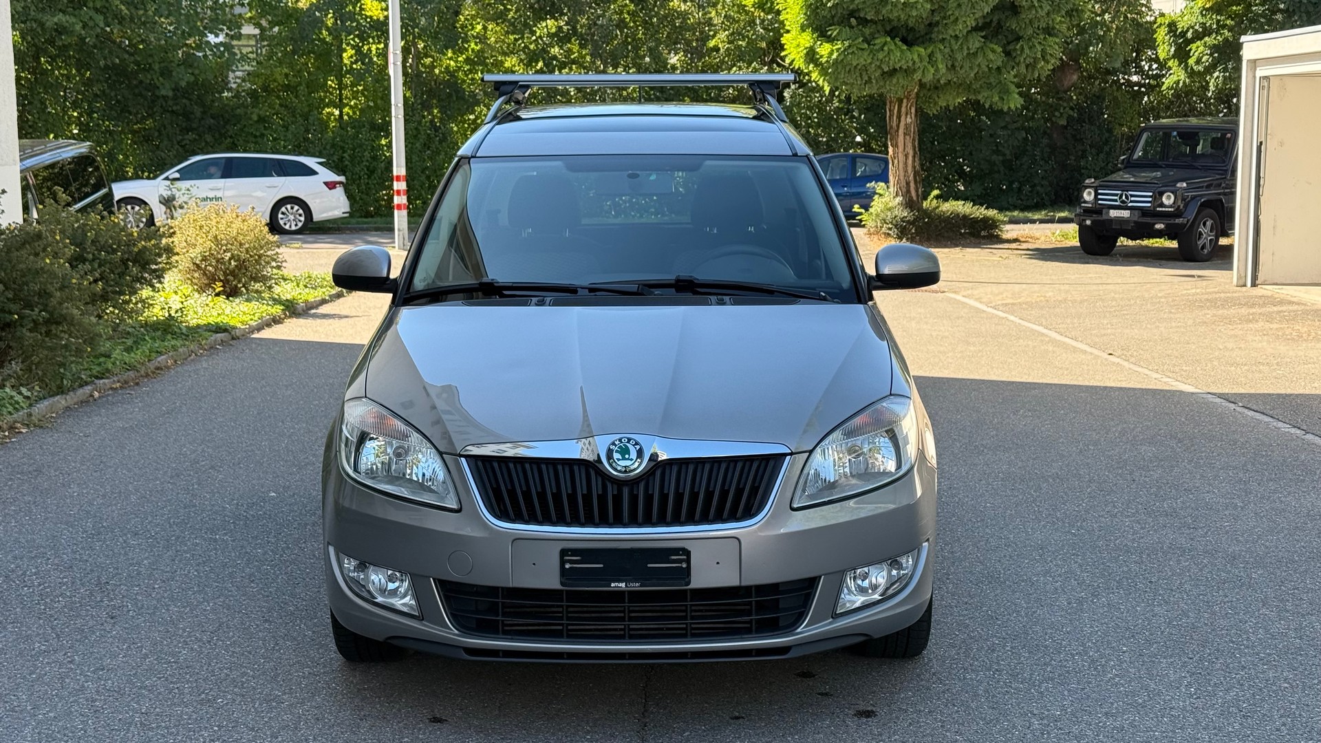 SKODA Roomster 1.6 TDI Elegance-image-2