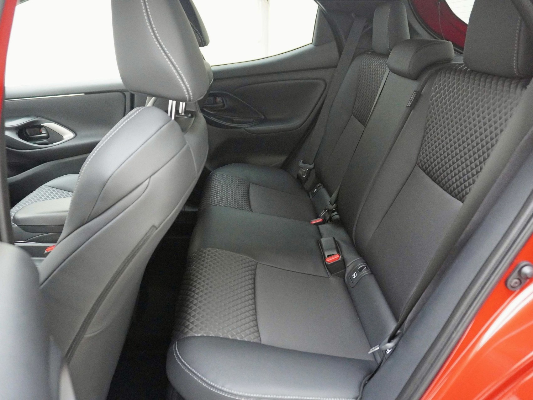 MAZDA 2 1.5 Hybrid Homura-image-15