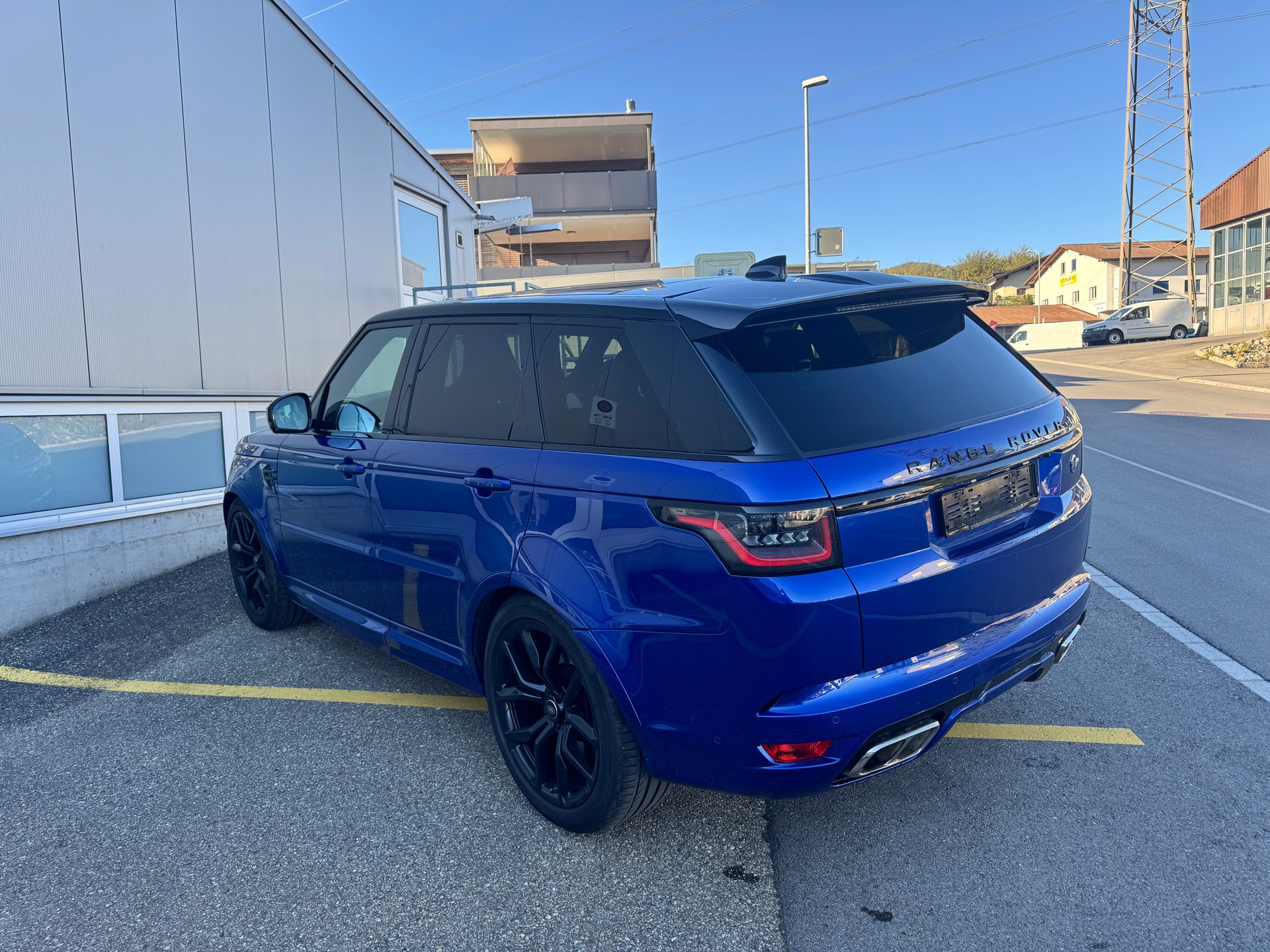 LAND ROVER Range Rover Sport 5.0 V8 S/C SVR Automatic-image-1
