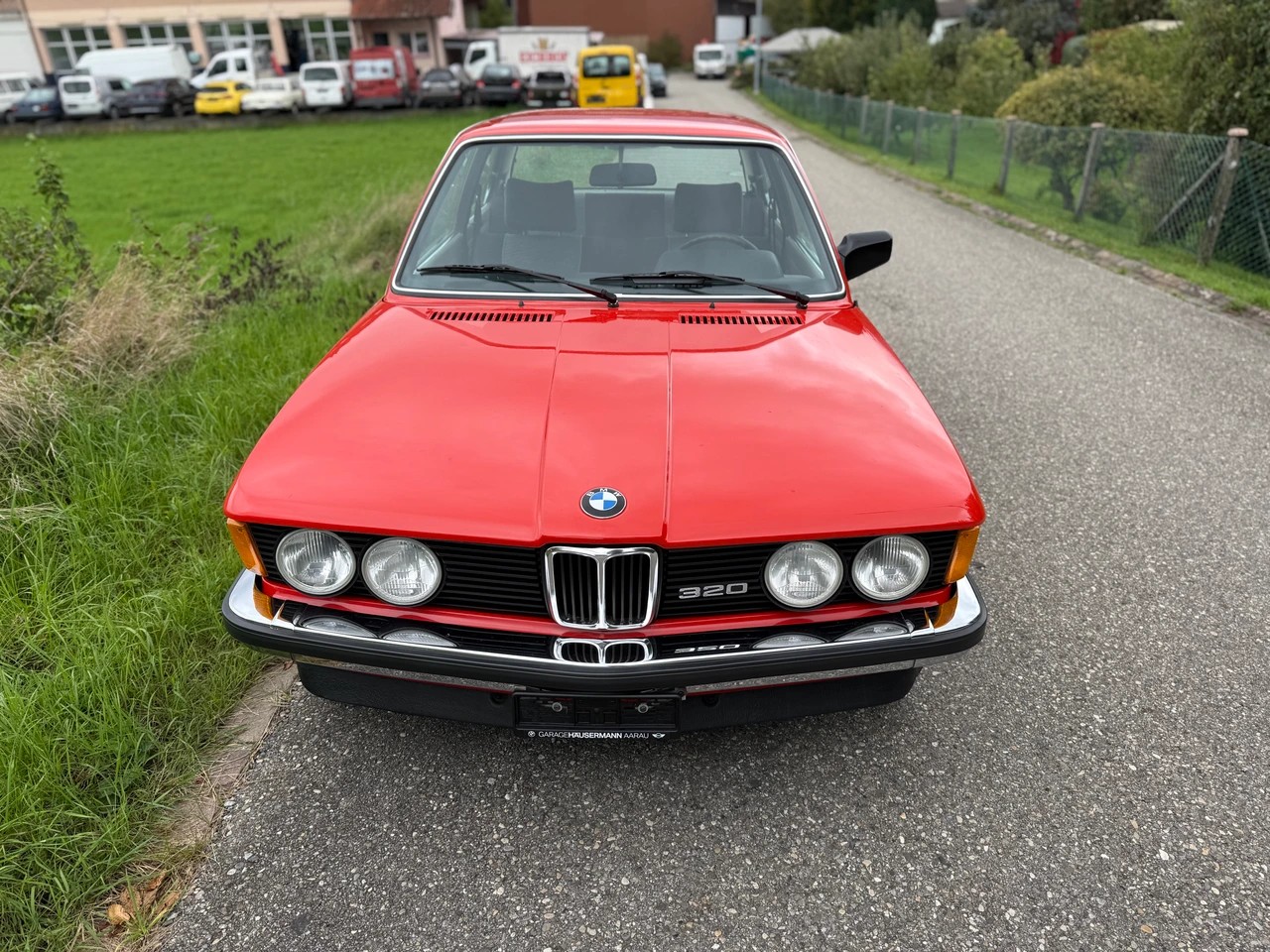 BMW 320-image-4