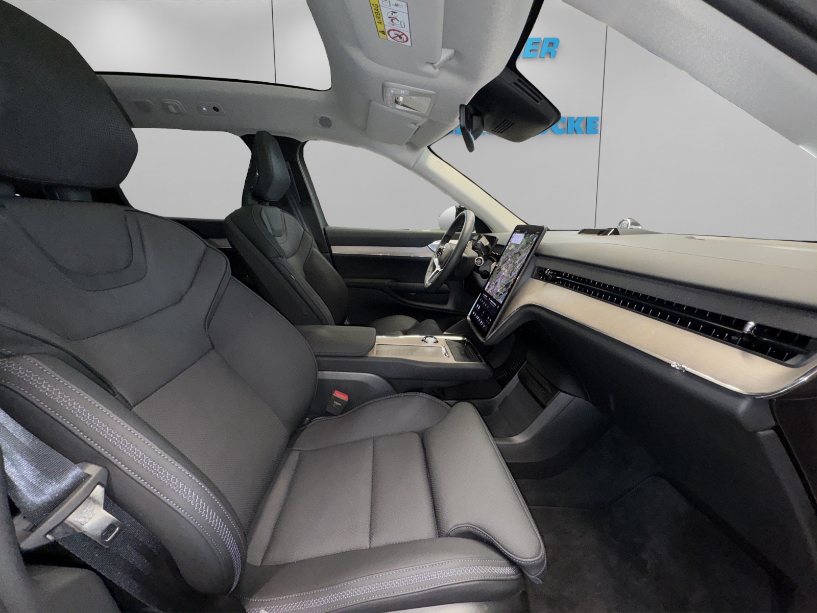 VOLVO EX90 Twin Performance Ultra AWD-image-10