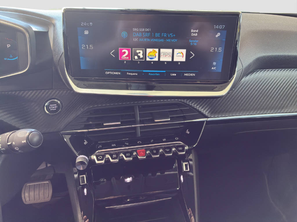 PEUGEOT 2008 1.2 PureTech 130 PS Allure-image-10