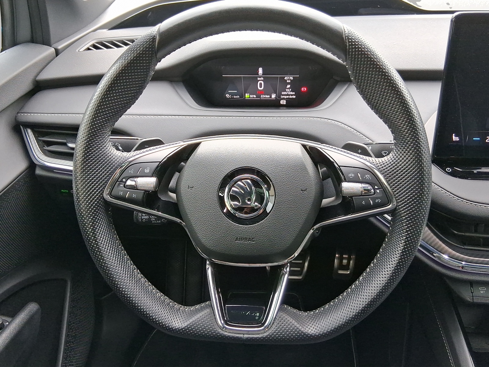 SKODA Enyaq iV 80x SportLine-image-10