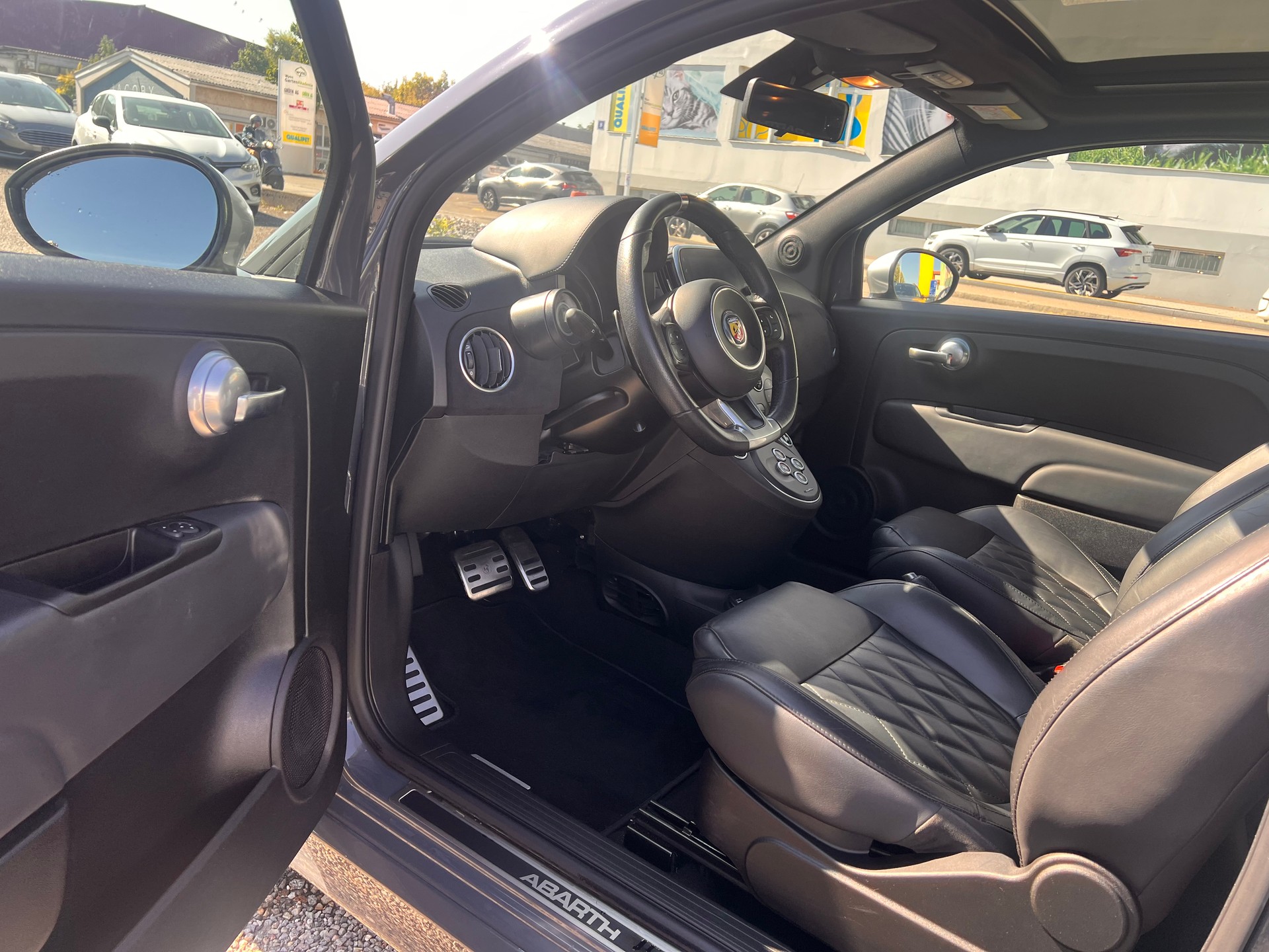 FIAT 595 1.4 16V Turbo Abarth Turismo Dualogic-image-10