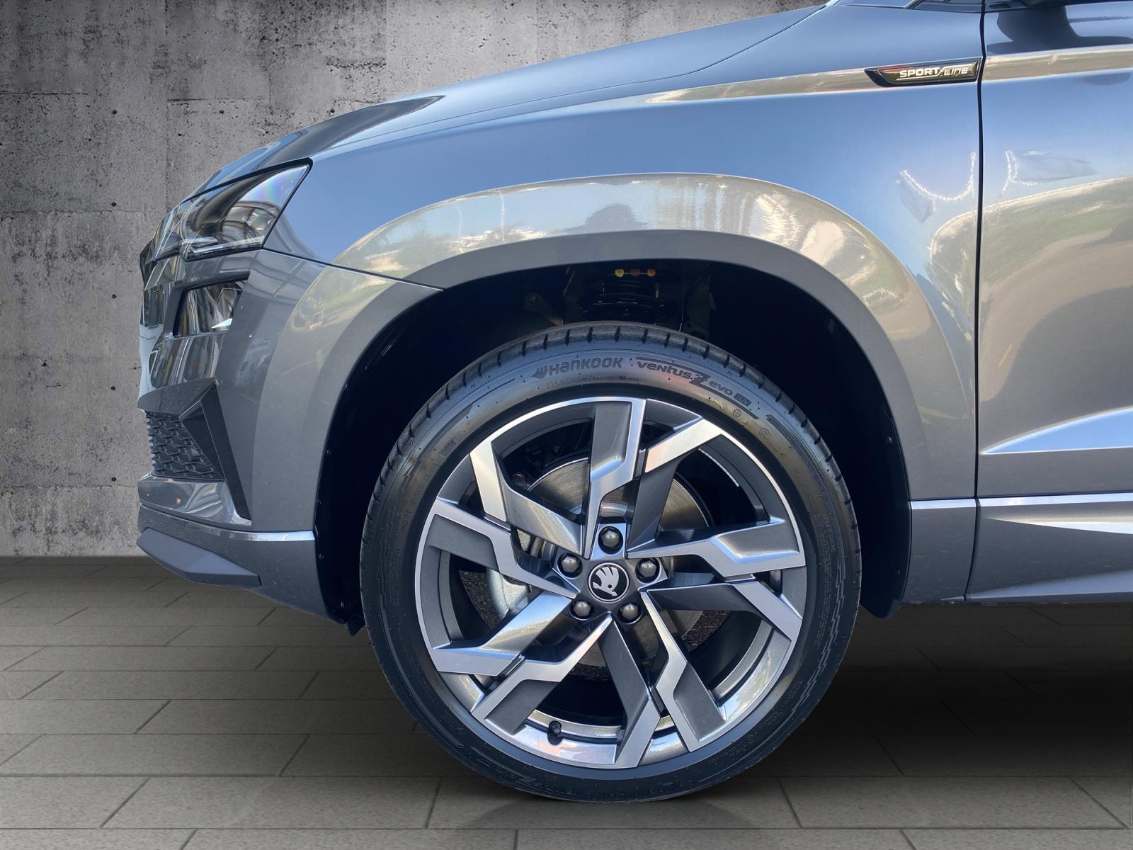 SKODA Karoq 2.0 TSI SportLine 4x4 DSG-image-4