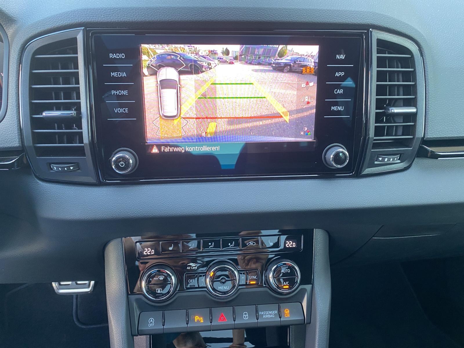 SKODA Karoq 2.0 TSI SportLine 4x4 DSG-image-9