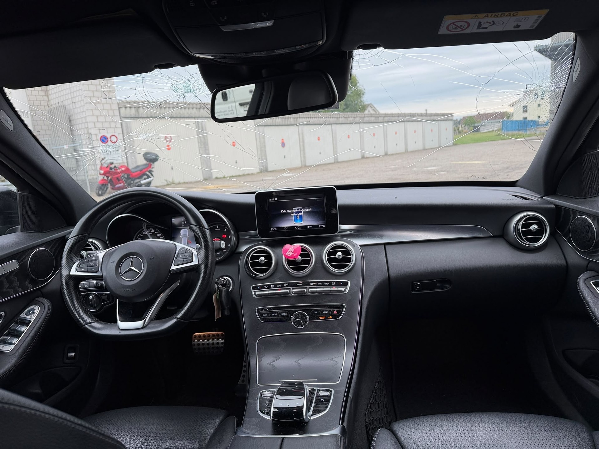 MERCEDES-BENZ C 220 d AMG Line 9G-Tronic-image-10