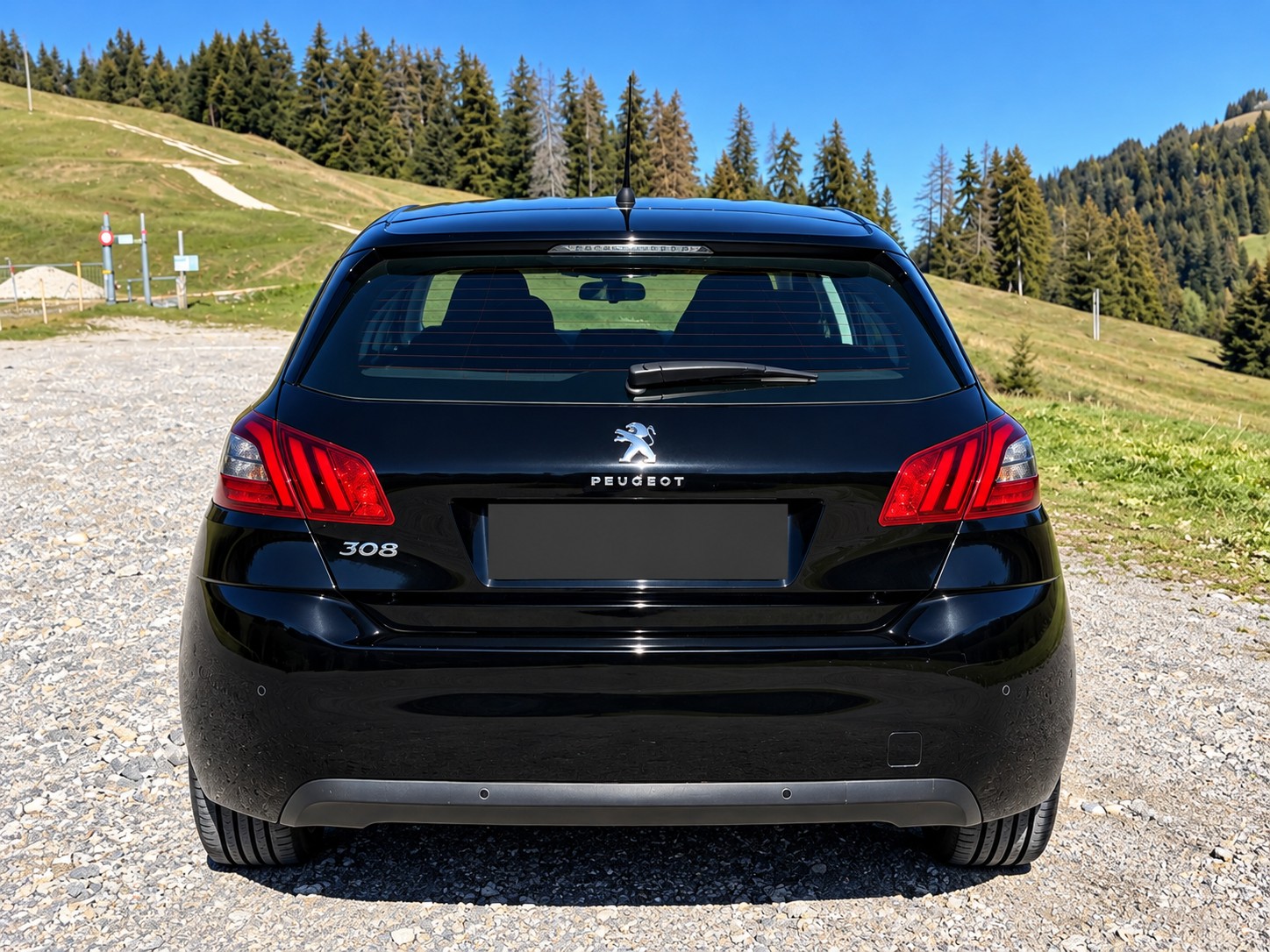 PEUGEOT 1.2 PureTech 130 Allure S/S-image-1
