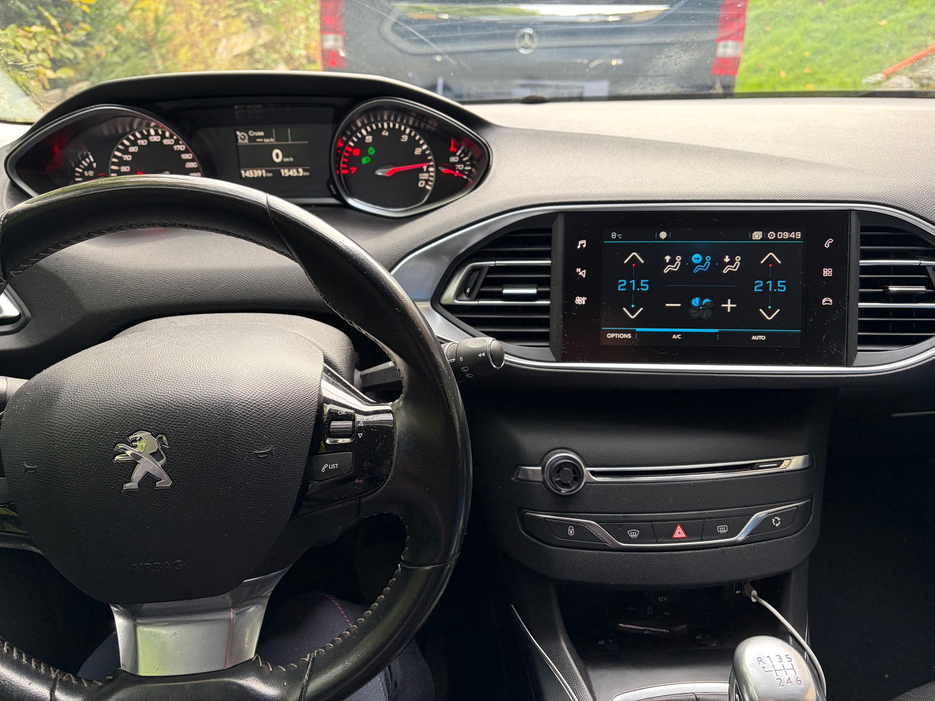 PEUGEOT 1.2 PureTech 130 Allure S/S-image-3