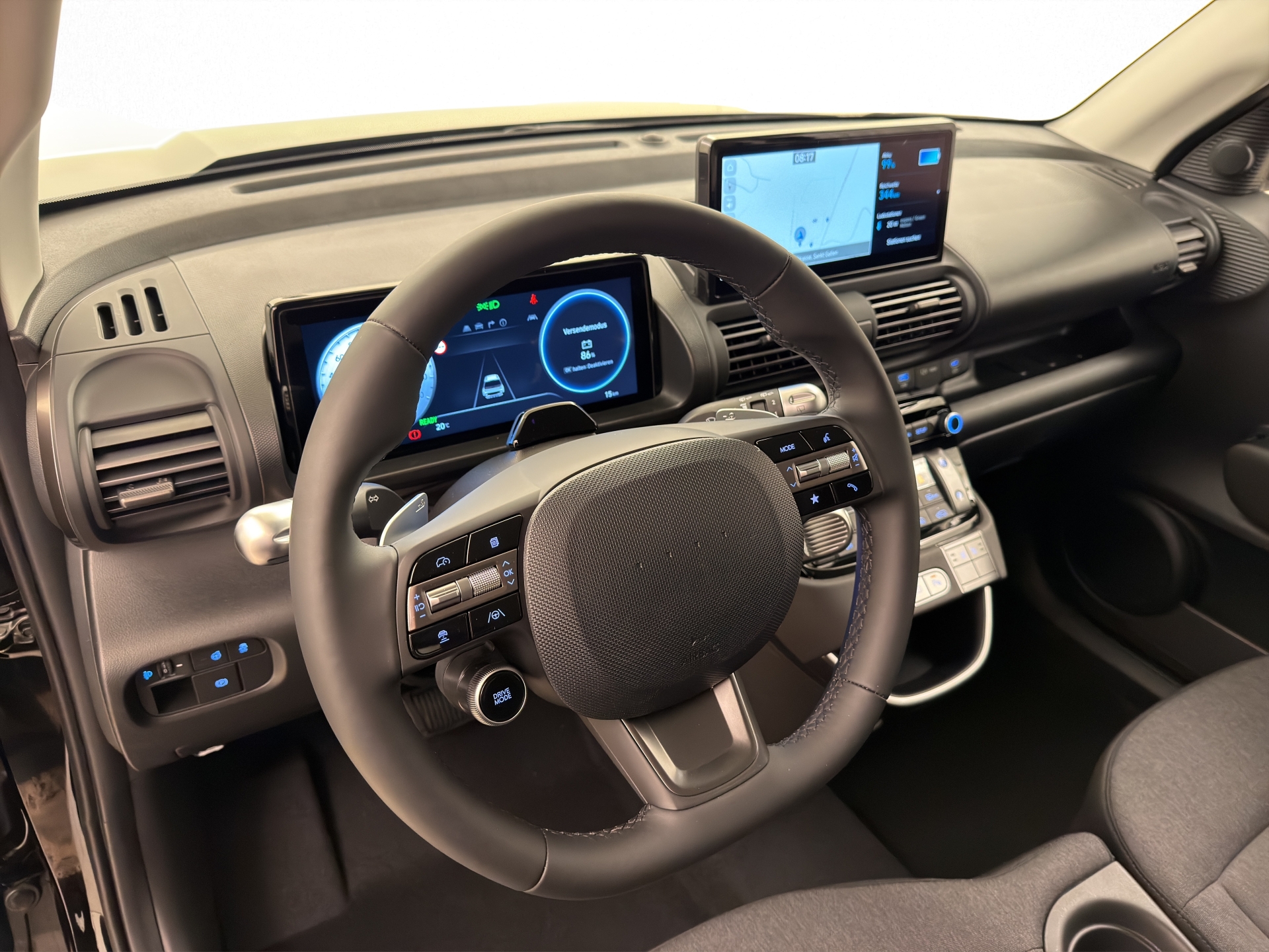 HYUNDAI Inster 49 kWh Electric Amplia-image-13