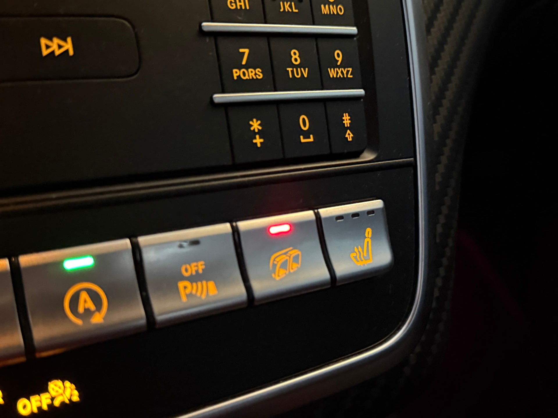 MERCEDES-BENZ A 45 AMG 4Matic Speedshift 7G-DCT **Desingno Mountaingrau Magno**-image-28