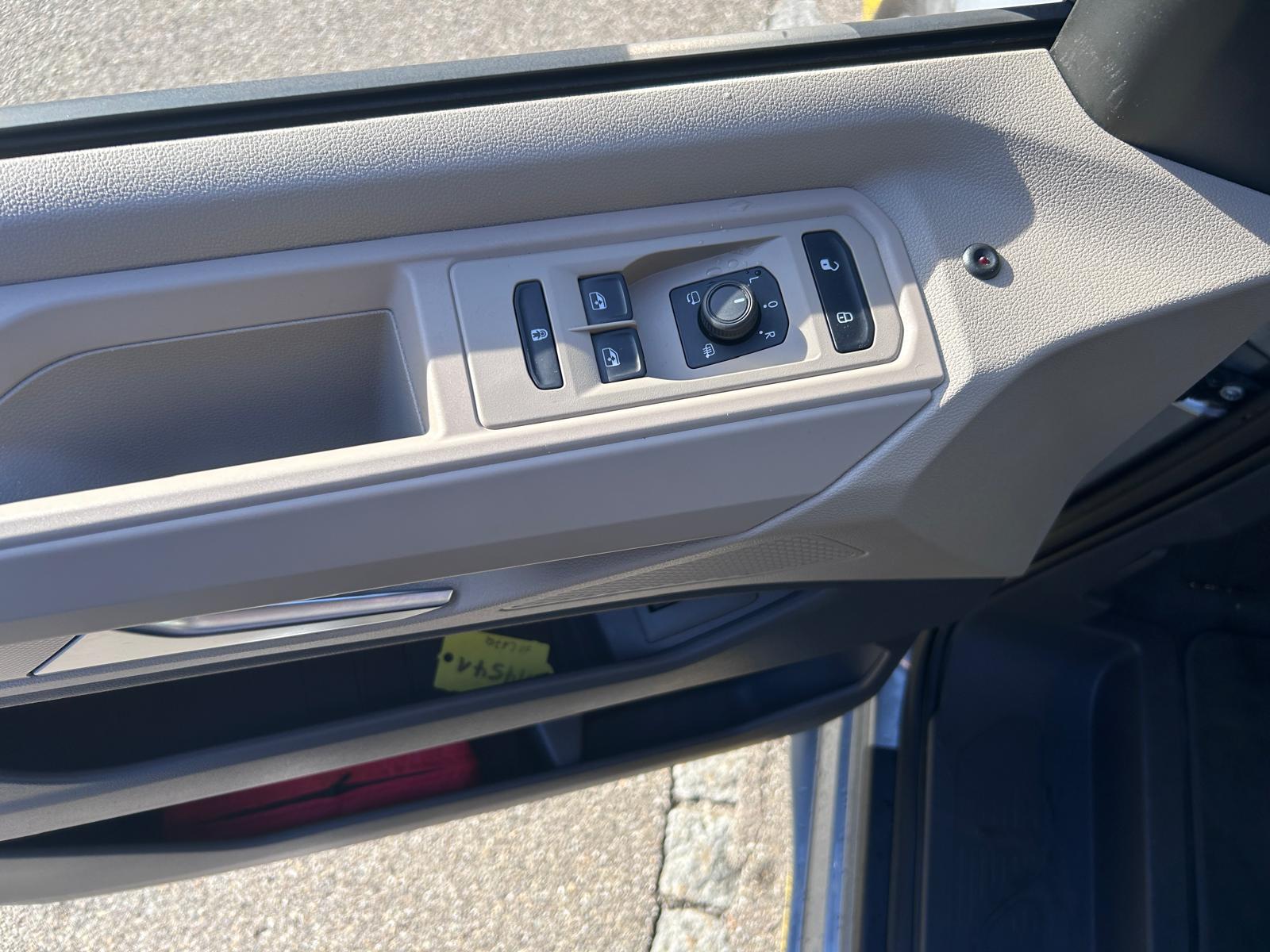 VW California eHybrid Beach 4Motion-image-17