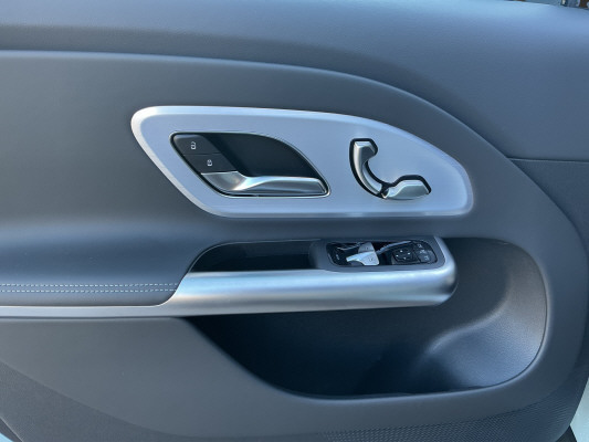 MERCEDES-BENZ GLB 250+ 85 kWh EQ-image-9