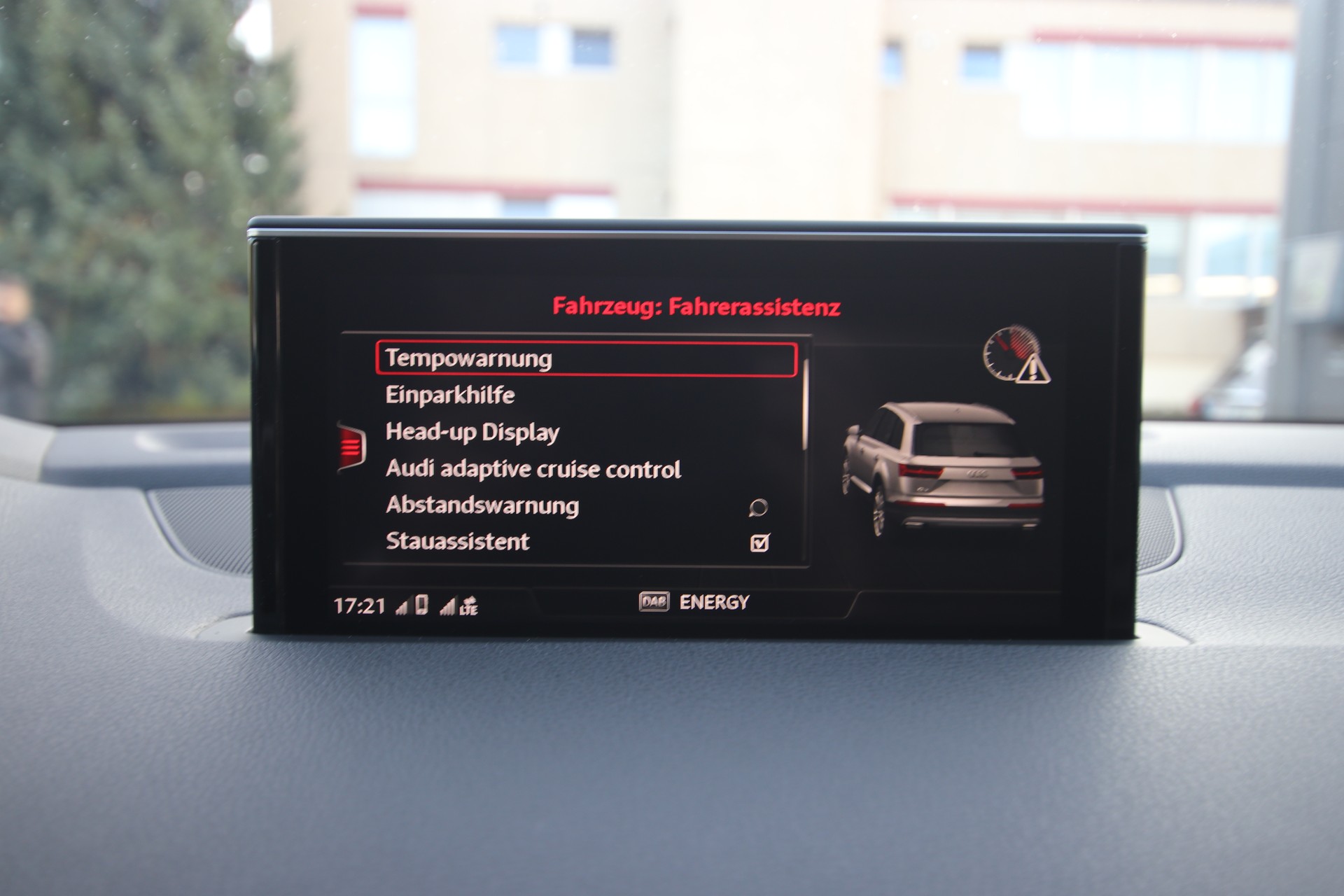 AUDI SQ7 4.0 TDI quattro tiptronic *7-Sitzplätze*-image-27