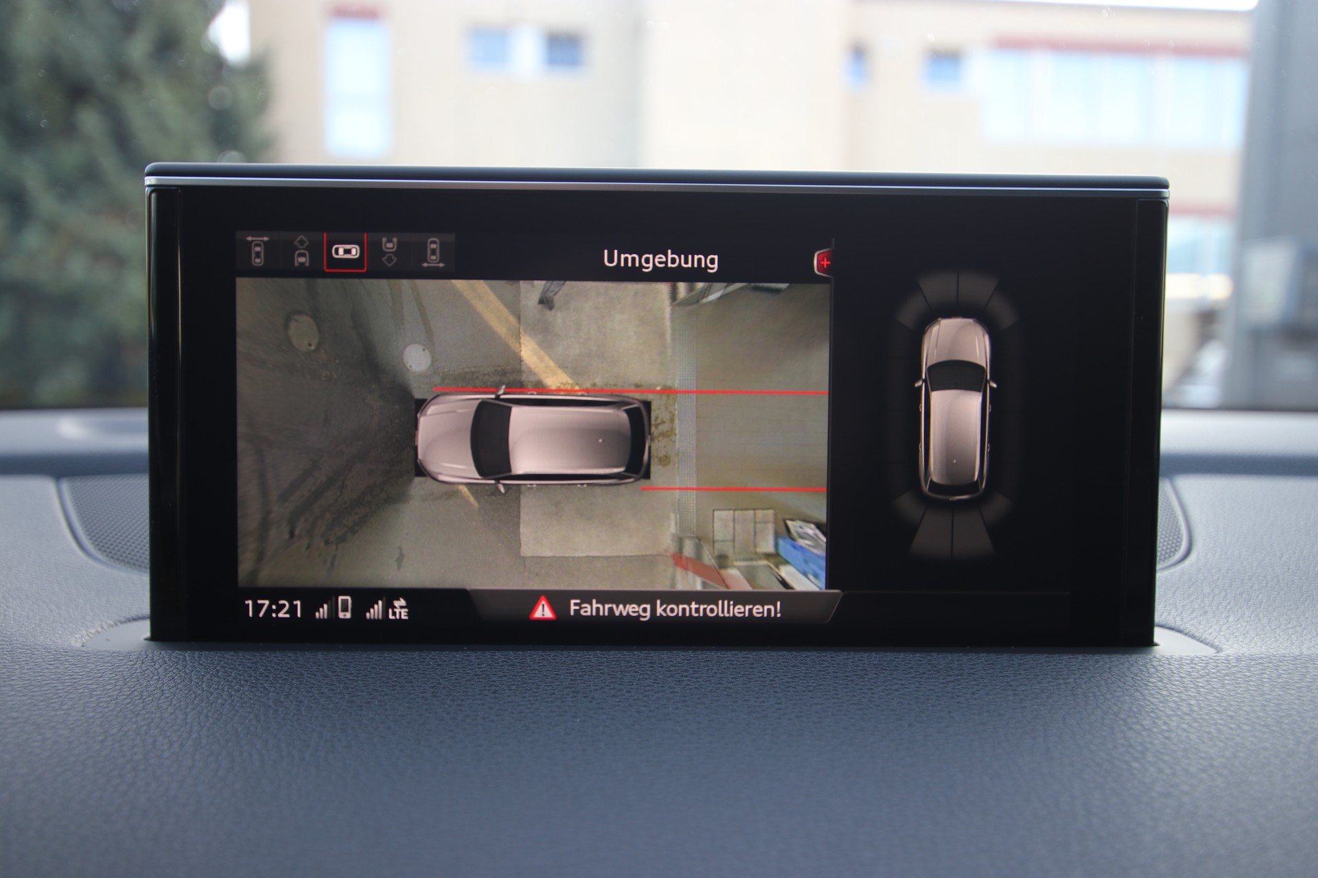 AUDI SQ7 4.0 TDI quattro tiptronic *7-Sitzplätze*-image-22