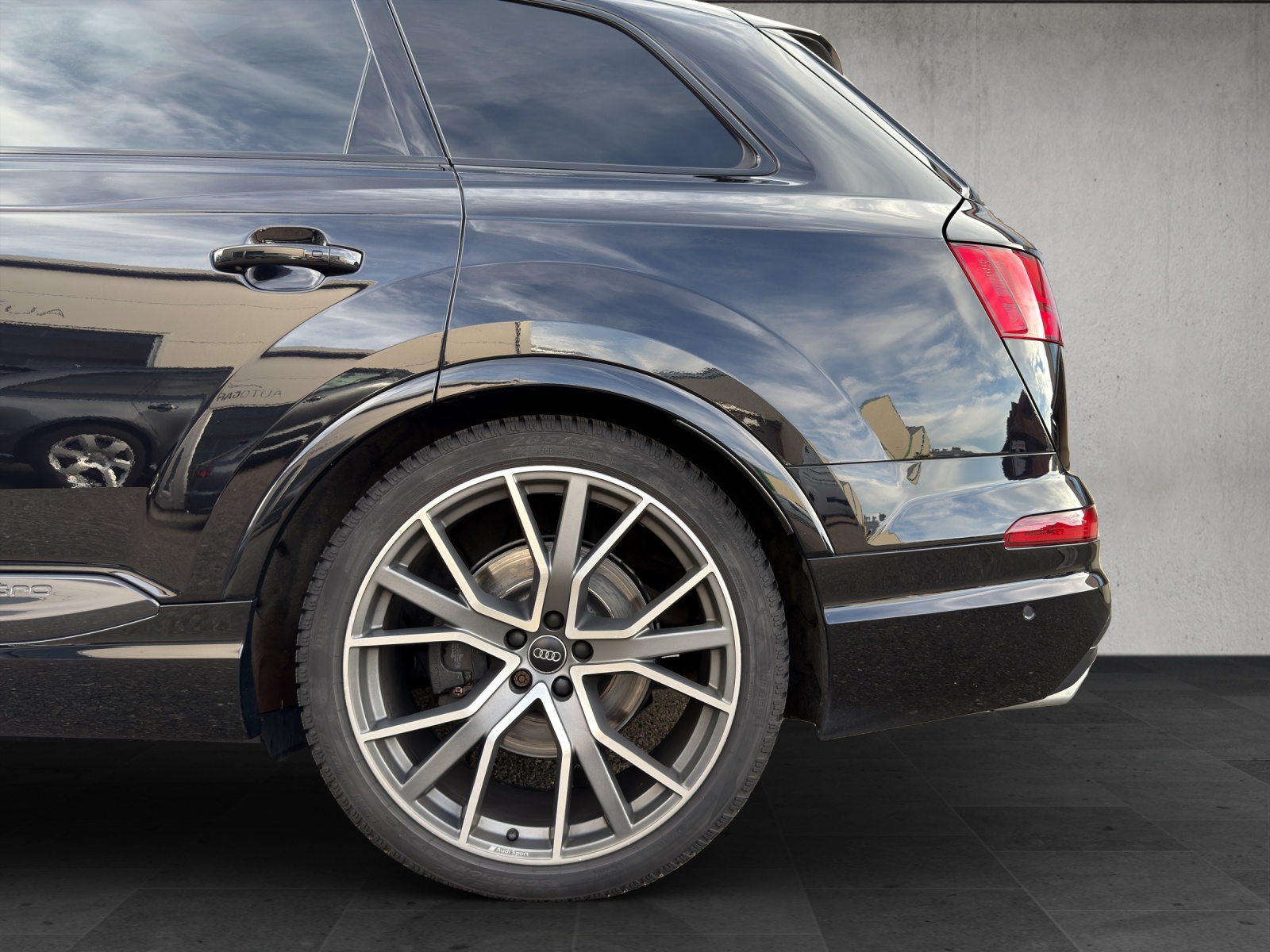 AUDI SQ7 4.0 TDI quattro tiptronic *7-Sitzplätze*-image-8